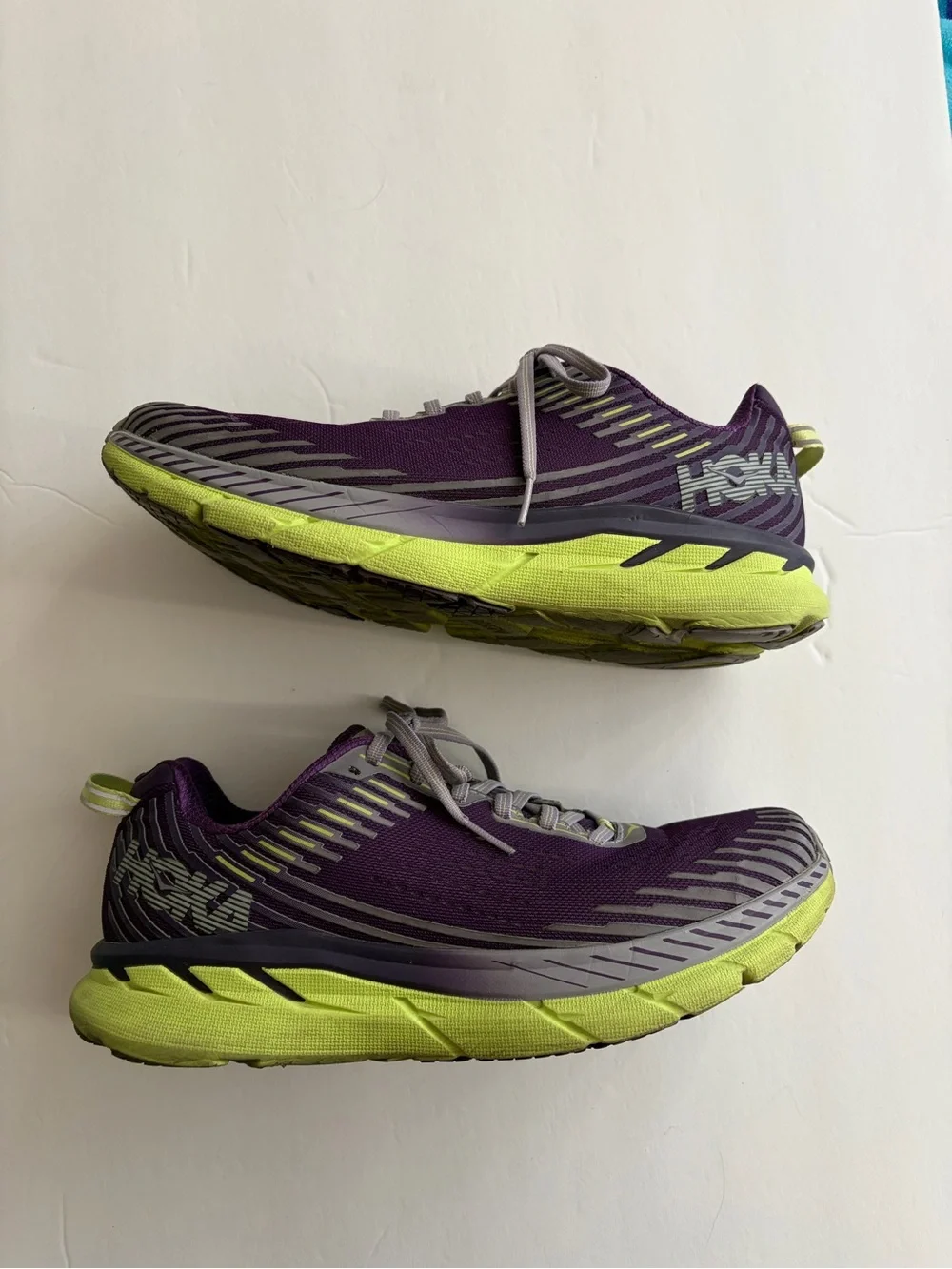 Hoka One One Time To Fly Running Shoe Women’s Size 9.5 Purple - Picture 3 of 10